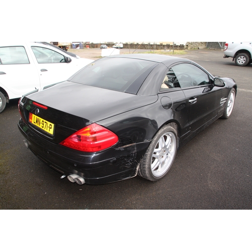 23 - LMN971P
Black Mercedes-Benz SL 5.0 convertible Brabus
First Registered 16.06.2004
Approx 69,794 mile... 