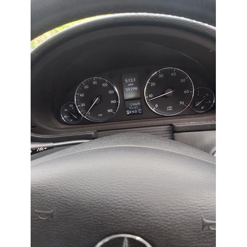 25 - LMN431A
Silver Mercedes C180K Avantgarde SE Auto estate
First Registered 31.05.2007
Approx 59,000 mi... 