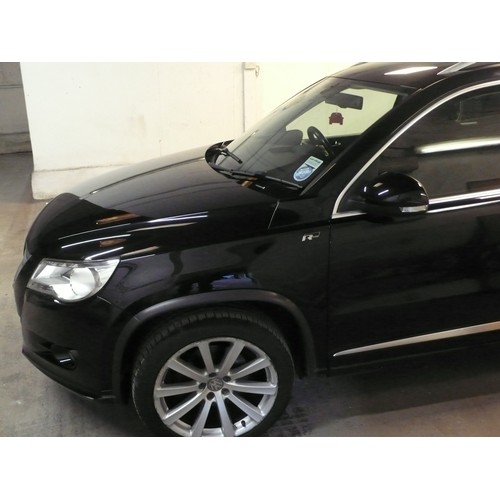 7 - LMN798J
Black Volkswagen Tiguan R Line 1968cc
First Registered 21.06.2011
Approx 79,000 miles
Auto D... 