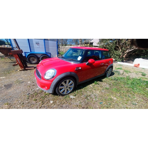 41 - NMN355L
Mini Cooper S 1.6 
First Registered 27.01.2008
Approx 72785 Miles
Petrol Manual
Head gasket ... 