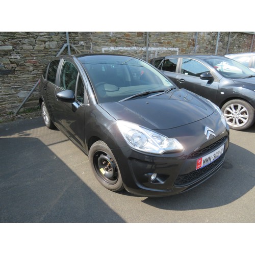 37 - MMN302U
Black Citroen C3 1398cc
First Registered 30.06.2011
Approx 60,095 miles
Manual Diesel