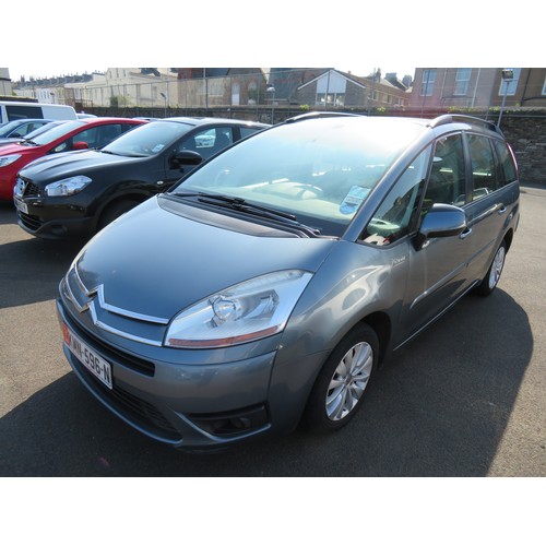 14 - KMN596N
Grey Citroen Picasso 1798cc
First Registered 17.07.2008
Approx 78,585 miles
Manual Petrol