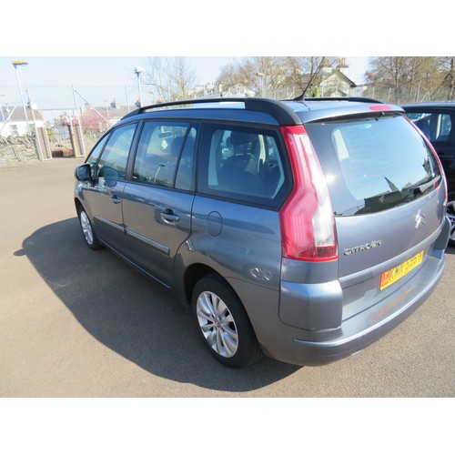 14 - KMN596N
Grey Citroen Picasso 1798cc
First Registered 17.07.2008
Approx 78,585 miles
Manual Petrol