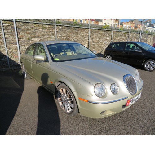 47 - PMN640J
Jaguar S type-SE TD saloon
First Registered 21.06.2007
Approx 73,642 miles
Auto Diesel
Taxed... 