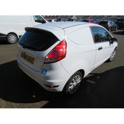 44 - MMN129A
White Ford Fiesta Van 1499cc
First Registered 19.05.2015
Approx 67,107 miles
Manual Diesel
L... 