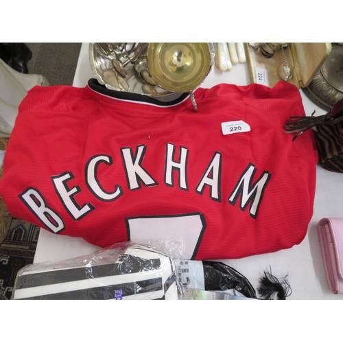 220 - Manchester United Beckham football shirt