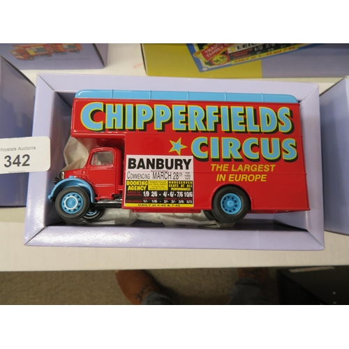 342 - Corgi Chipperfield Circus, Bedford Pantechnicon Billy Smee Wardrobe boxed with papers (as new)