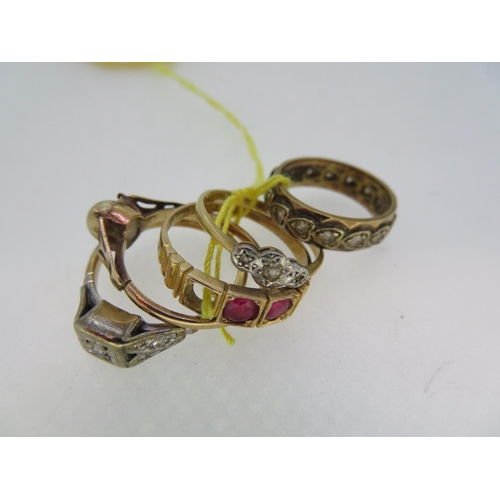 207 - 18 ct., 15 ct. & 9 ct. gold rings with jewels - 11.2 grammes total