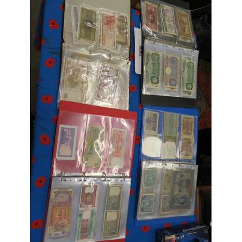 250 - Four albums of worldwide bank notes