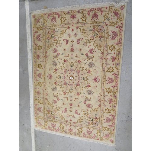 Silk wool? Persian style carpet mostly pink and cream wools 61"x41"