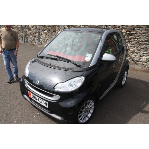 13 - JMN437W
Black Smart FORTWO COUPE
First Registered 19.10.2009
Approx 96,549 miles
Auto (shift) Diesel