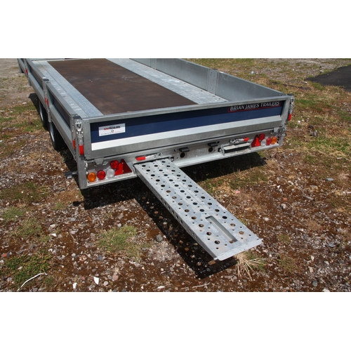 127 - Brian James Trailers twin axel trailer
type P-CG-T-040-2
Maximum load 3500kgs
Hardly used in excelle... 