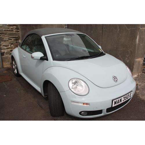 129 - MAN350E - NOT INCLUDED WITH SALE OF CAR
Blue Volkswagen Beetle 1896cc
First Registered 16.12.2005
Ap... 