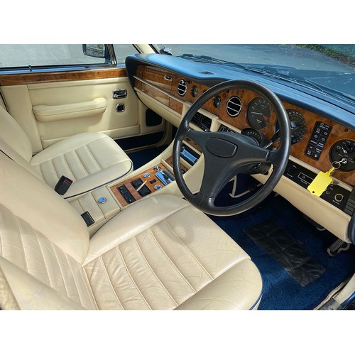 60 - RMN526F
Blue Bentley Turbo Red Label 6.7L
First Registered 07.08.1989
Approx 123,000 miles
Auto Petr... 