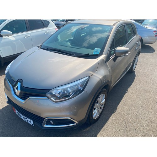 79 - LMN302L
Renault Captur Hatchback 1.5 dCi 
First Registered 05.02.2014
Approx 115000 Miles
Manual Die... 