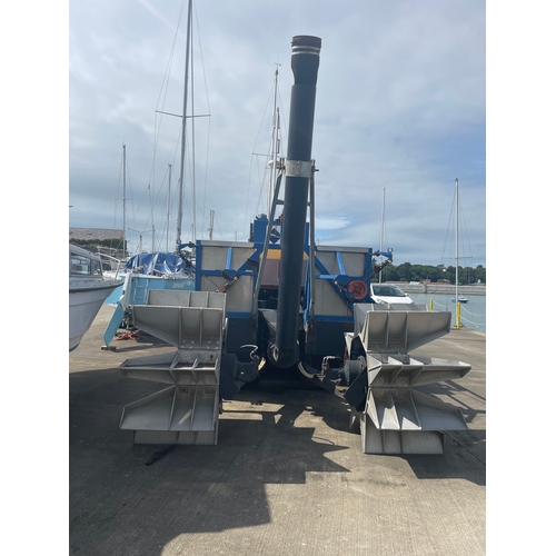 44 - May Queen
Versi Dredge 4010 Suction dredger
Circa 2004
Length 11.5m (without disharge pipe), Breadth... 