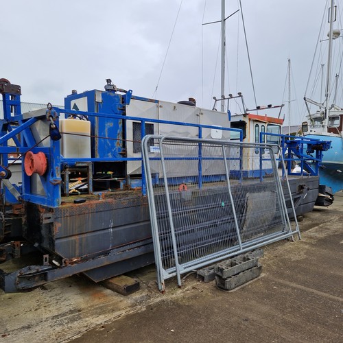 44 - May Queen
Versi Dredge 4010 Suction dredger
Circa 2004
Length 11.5m (without disharge pipe), Breadth... 