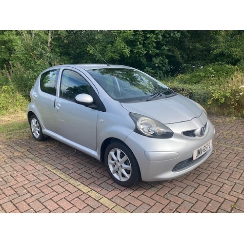 52 - JMN657L
Toyota Aygo VVTi 5dr 1.0L
First Registered 14.10.2008
Approx 85,000 miles
Manual Petrol
Some... 