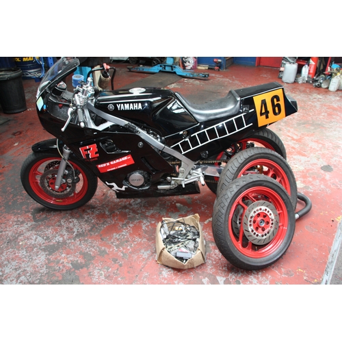 39A - Yamaha FZ600 - race bike
1986
spare wheels, new tyres, engine runs well raced at pre TT 2022 last us... 