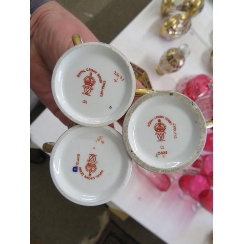 42 - Royal Crown Derby Imari pattern small tankards