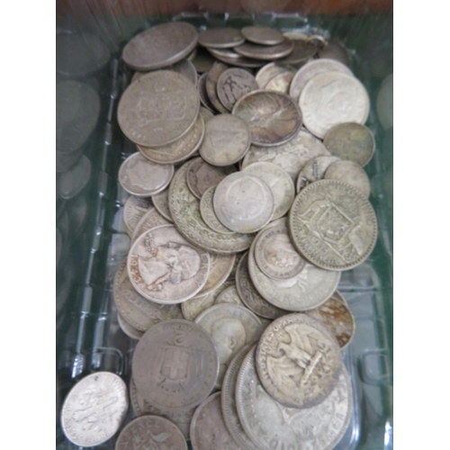 130 - Tub of silver coins Commonwealth, Foreign, GB - wt. 467 grms.