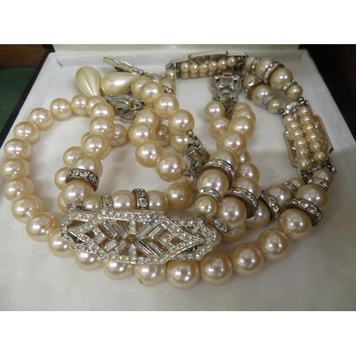 192 - AMENDED LOT - Art Deco style long faux pearl and rhinestone vintage necklace with matching earrings ... 