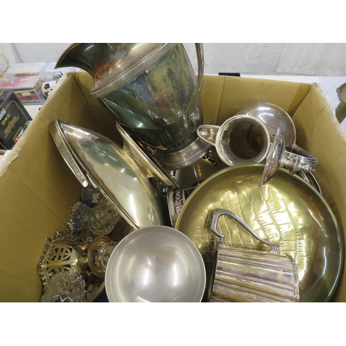 246 - A box of metal ware and glass