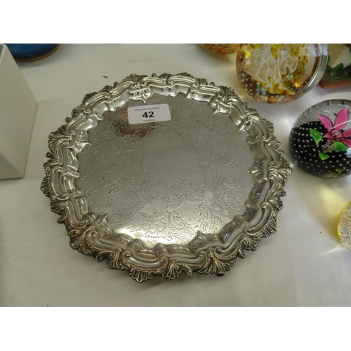 42 - A silver waiter - London 1899 - wt. 7.5 ozt