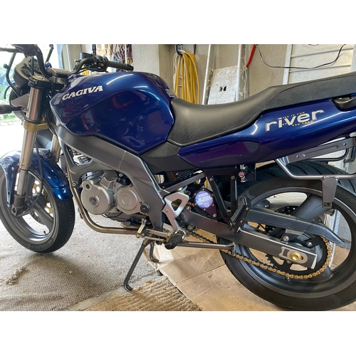 21 - EMN559P
Cagiva River 601cc
First Registered 27.08.1999
Approx 14,700 miles
Petrol
restored by previo... 