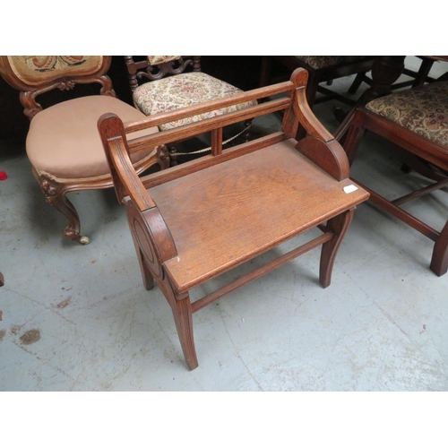 114 - Low small bench seat