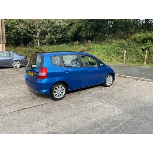 32 - HMN665V
Honda Jazz SE CVT 1339cc
First Registered 04.05.2006
Approx 18,600 miles
Auto Petrol
Previou... 