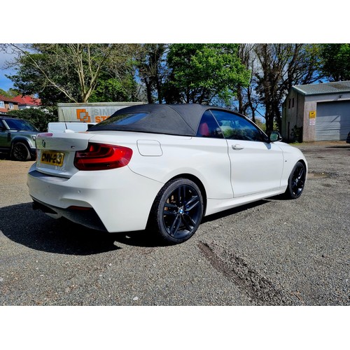 20 - RMN225F
White BMW 220D M Sport Convertible
First Registered 10.11.2015
Approx 94,000 miles
Auto Dies... 