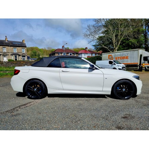 20 - RMN225F
White BMW 220D M Sport Convertible
First Registered 10.11.2015
Approx 94,000 miles
Auto Dies... 