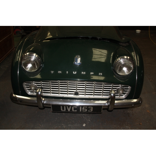 64 - UK REGISTERED
UVC153
Green Triumph TR3 1991cc
Manufactured 1959
Manual Petrol
Garage find, includes ... 