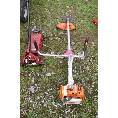 84 - Stihl Strimmer FS 500
Spares/Repair
VAT ON HAMMER @ 20%