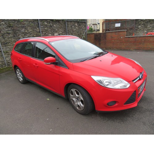 102 - LMN605L
Red Ford Focus Edge Estate Car 1560cc
First Registered 28.01.2014
Approx 33,146 miles
Manual... 