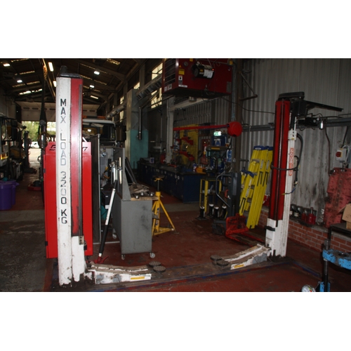 107 - Two post lift Max load 3200kg
Manufactured 1990
Requires service as unused for two years, Nuts requi... 