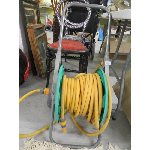 172 - Hose on a reel with wheels