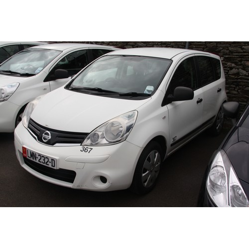 23 - LMN232D
White Nissan Note Visia 1461cc
First Registered 13.02.2013
Approx 28,813 miles
Manual Diesel... 