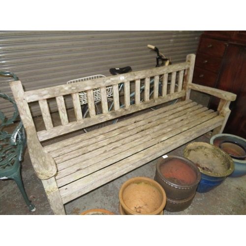 38 - Garden bench