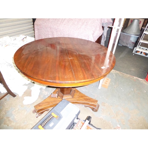 163 - Circular mahogany table on tripod pedestal base