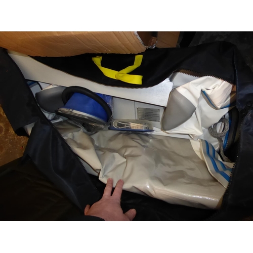 171 - Inflatable Dinghy in carry case