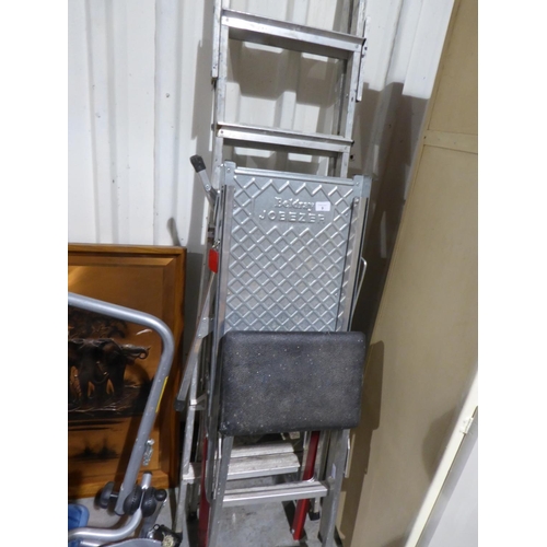 9 - Aluminium step-ladder, platform and kitchen steps