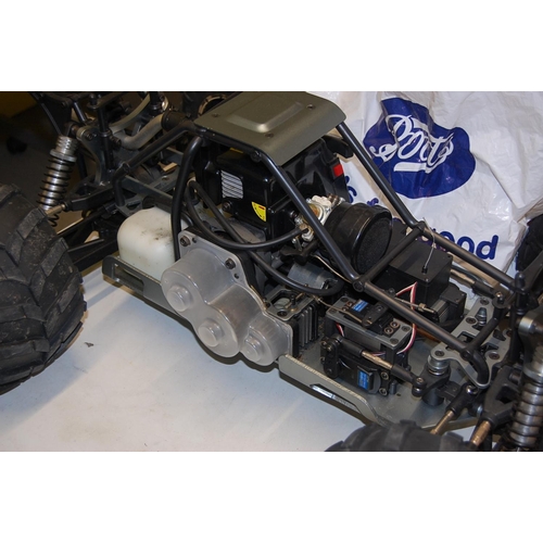 Maverick Black Out MT remote control car