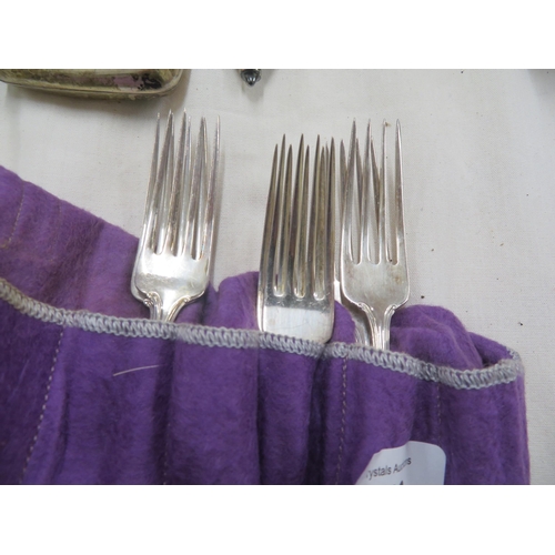 143 - Six silver forks