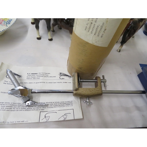 170 - K.F.Odames British made precision fly tying vice