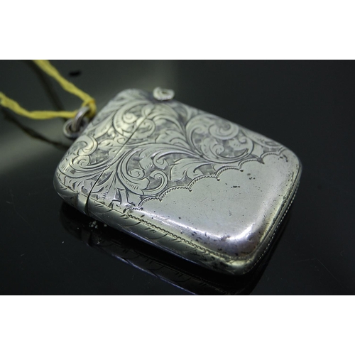 109 - Victorian silver vesta case