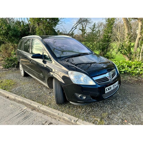 21 - KMN954A
Black Vauxhall Zafira Active 16v 1796cc
First Registered 31.03.2010
Approx 108,000 miles
Man... 