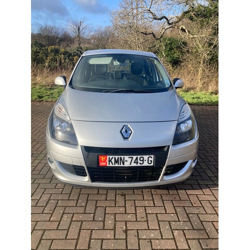 45 - KMN749G
Silver Renault Scenic 1461cc
First Registered 26.03.2010
Approx 108,000 miles
Manual Diesel
... 