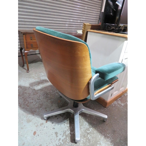 55 - 1960s/70s style Danish designer Swivel office chair in green upholstery